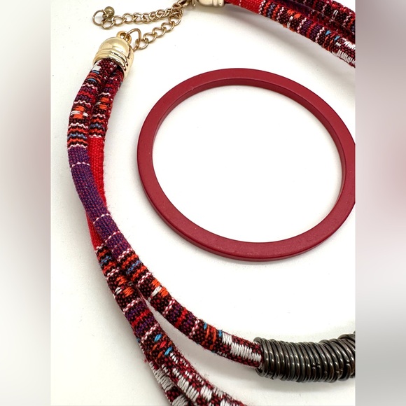 Tribal Style Feather Statement Necklace - Picture 9 of 12